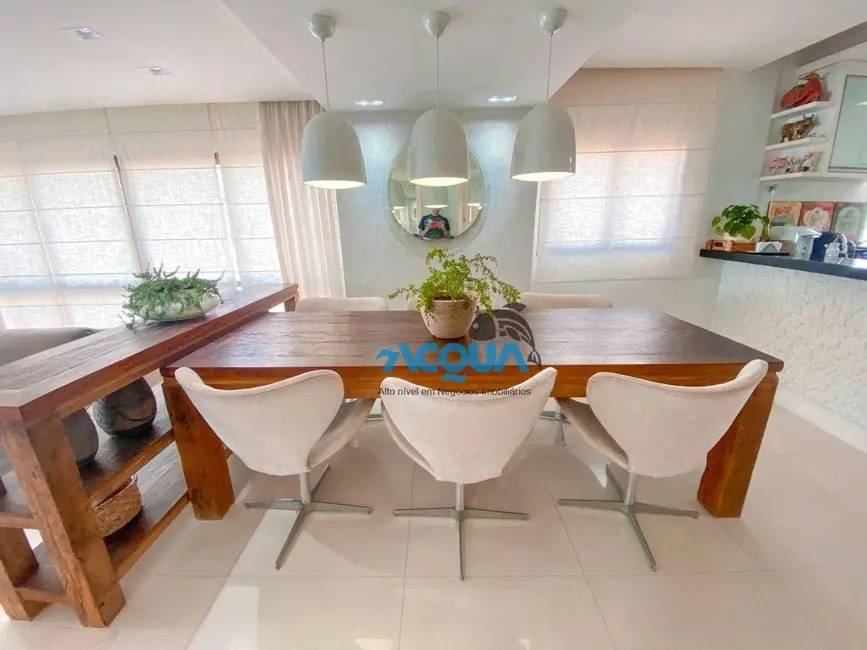 Apartamento com 4 quartos à venda, 180m2 em Vila Luis Antônio, Guaruja - SP - imagem 3 Foto 3 de Apartamento com 4 quartos à venda, 180m2 em Vila Luis Antônio, Guaruja - SP
