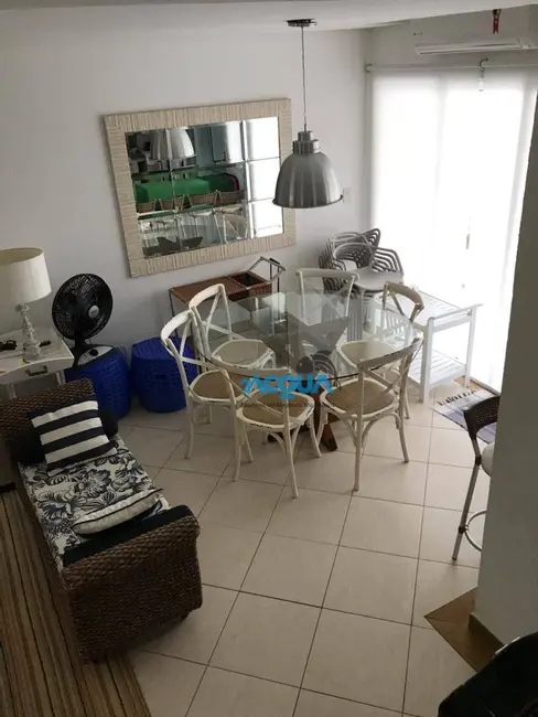 Sobrado com 3 quartos à venda, 180m2 em Guaruja - SP - imagem 8 Foto 8 de Sobrado com 3 quartos à venda, 180m2 em Guaruja - SP