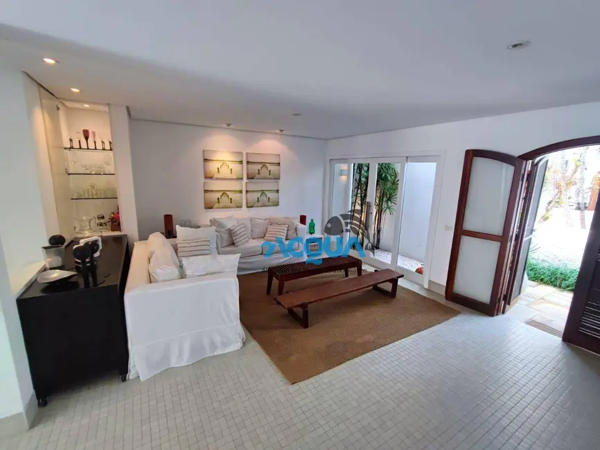 Foto 2 de Sobrado com 3 quartos à venda, 208m2 em Guaruja - SP