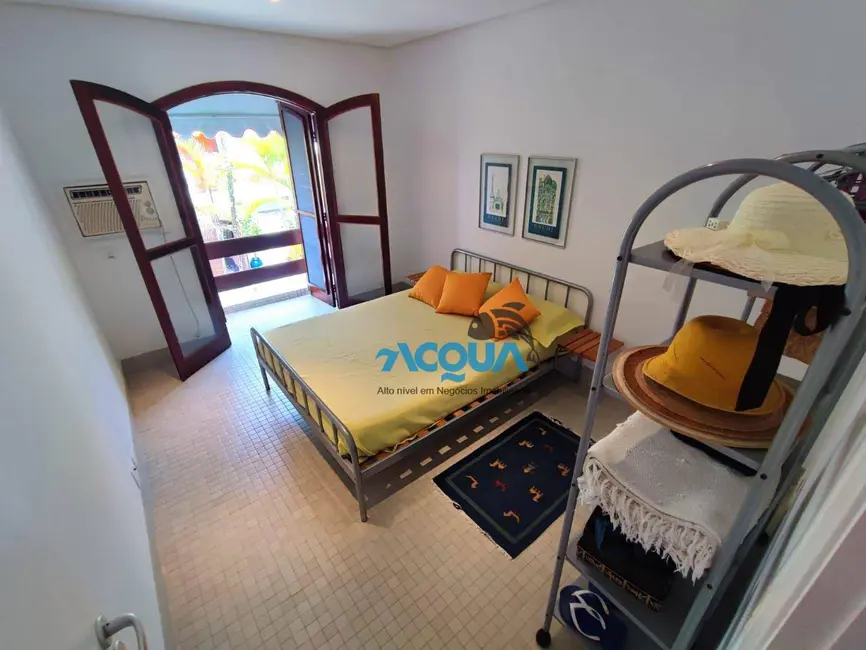 Sobrado com 3 quartos à venda, 208m2 em Guaruja - SP - imagem 9 Foto 9 de Sobrado com 3 quartos à venda, 208m2 em Guaruja - SP