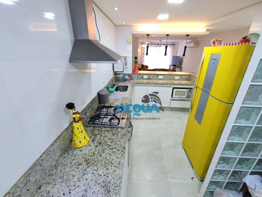 Apartamento com 3 quartos à venda, 110m2 em Jardim Três Marias, Guaruja - SP - imagem 5 Foto 5 de Apartamento com 3 quartos à venda, 110m2 em Jardim Três Marias, Guaruja - SP