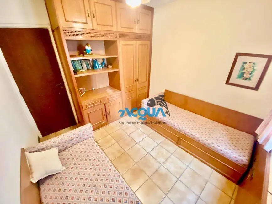 Apartamento com 3 quartos à venda, 100m2 em Barra Funda, Guaruja - SP - imagem 5 Foto 5 de Apartamento com 3 quartos à venda, 100m2 em Barra Funda, Guaruja - SP