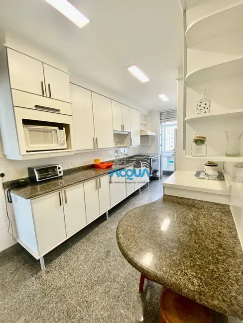 Foto 5 de Apartamento com 3 quartos à venda, 160m2 em Guaruja - SP