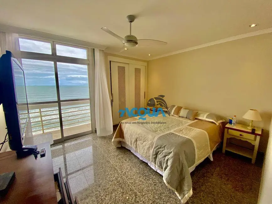 Foto 8 de Apartamento com 3 quartos à venda, 160m2 em Guaruja - SP