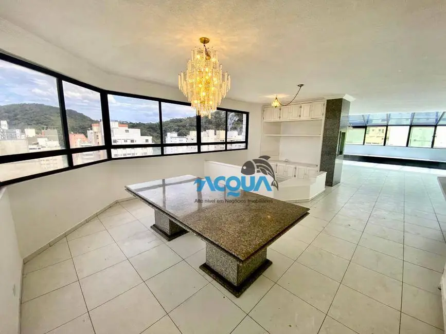 Cobertura com 4 quartos à venda, 588m2 em Barra Funda, Guaruja - SP - imagem 3 Foto 3 de Cobertura com 4 quartos à venda, 588m2 em Barra Funda, Guaruja - SP