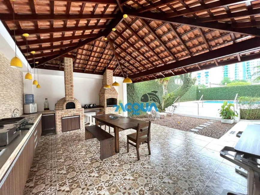 Sobrado com 5 quartos à venda, 660m2 em Jardim Virgínia, Guaruja - SP - imagem 6 Foto 6 de Sobrado com 5 quartos à venda, 660m2 em Jardim Virgínia, Guaruja - SP