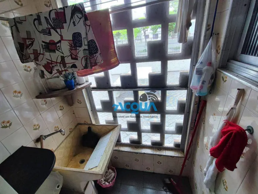 Foto 2 de Apartamento com 2 quartos à venda, 70m2 em Guaruja - SP
