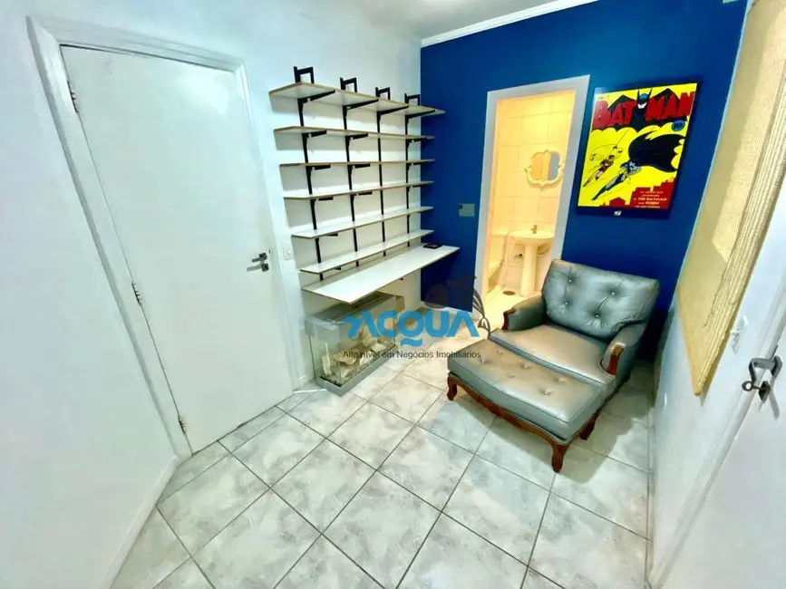 Foto 9 de Apartamento com 4 quartos à venda, 140m2 em Vila Alzira, Guaruja - SP