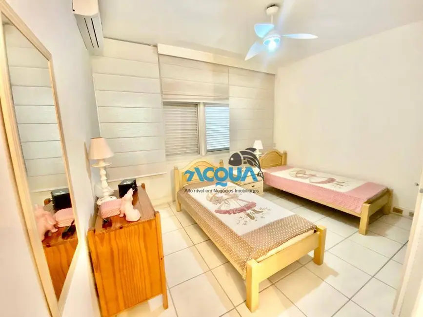 Foto 5 de Apartamento com 4 quartos à venda, 375m2 em Guaruja - SP