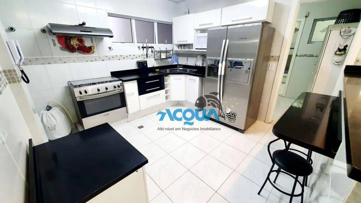 Foto 4 de Cobertura com 5 quartos à venda, 240m2 em Guaruja - SP