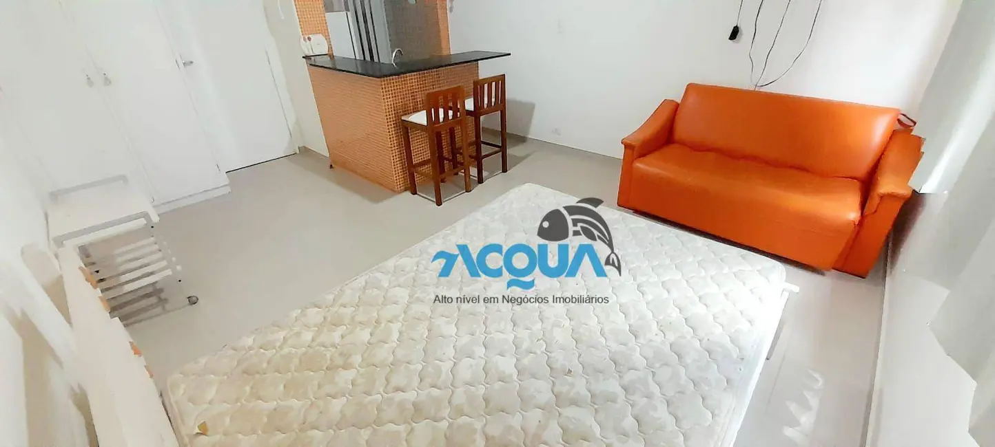 Foto 2 de Loft / Flat com 1 quarto à venda, 39m2 em Guaruja - SP