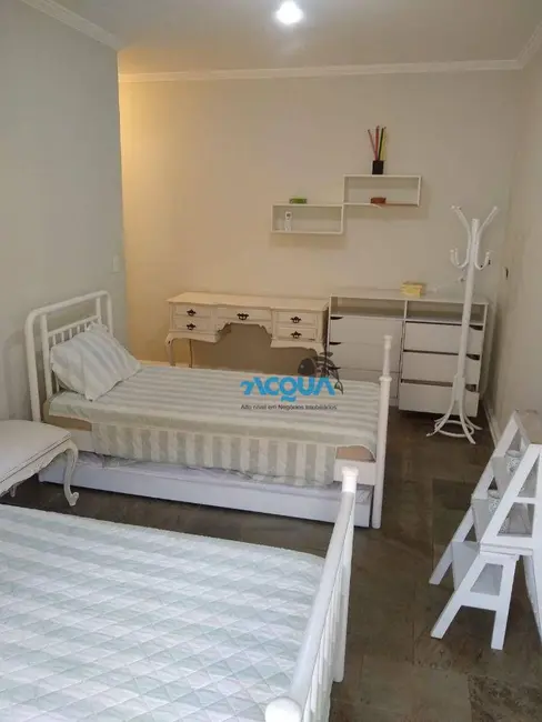 Foto 9 de Apartamento com 3 quartos à venda, 200m2 em Guaruja - SP