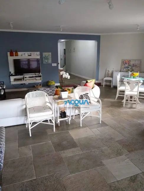 Foto 2 de Apartamento com 3 quartos à venda, 200m2 em Guaruja - SP