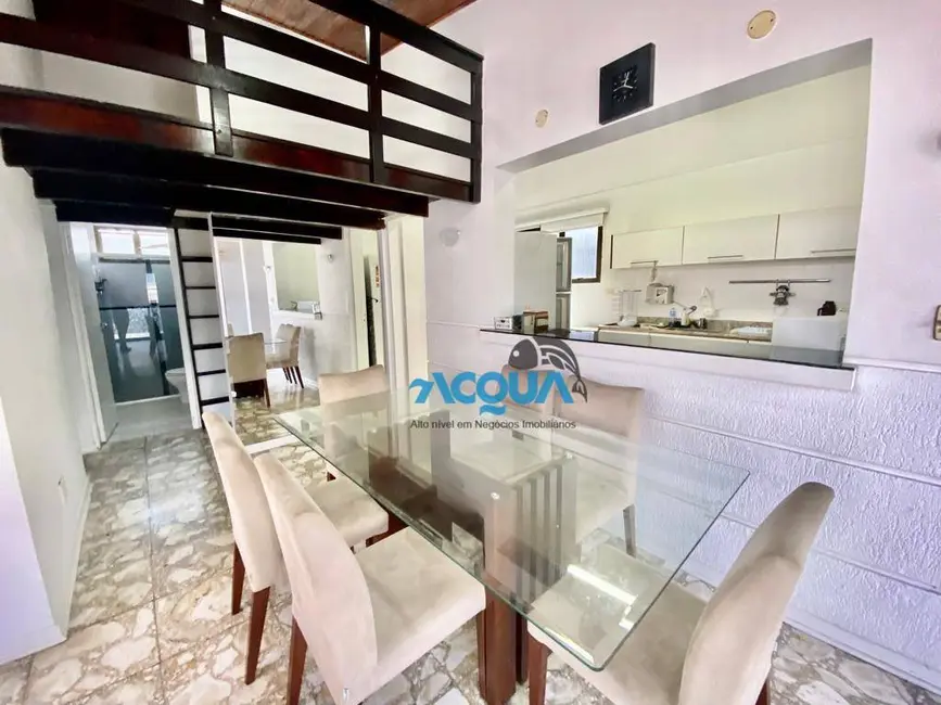 Cobertura com 2 quartos à venda, 130m2 em Jardim Las Palmas, Guaruja - SP - imagem 3 Foto 3 de Cobertura com 2 quartos à venda, 130m2 em Jardim Las Palmas, Guaruja - SP