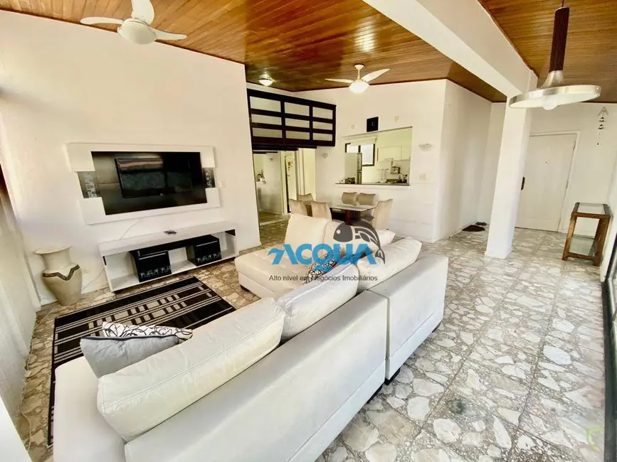 Foto 2 de Cobertura com 2 quartos à venda, 130m2 em Jardim Las Palmas, Guaruja - SP