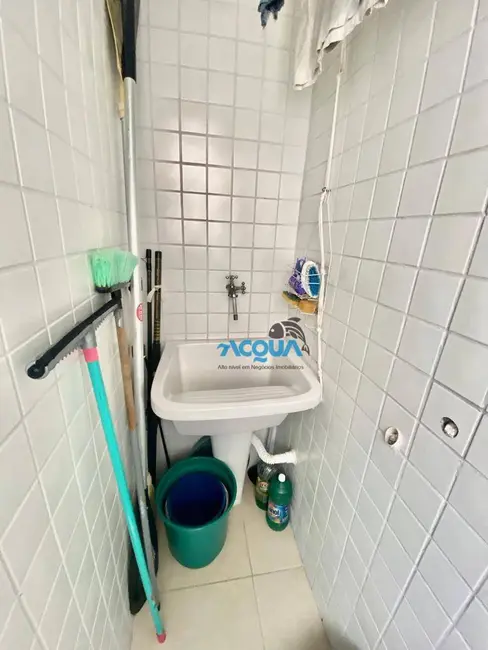 Foto 9 de Apartamento com 2 quartos à venda, 70m2 em Jardim Las Palmas, Guaruja - SP