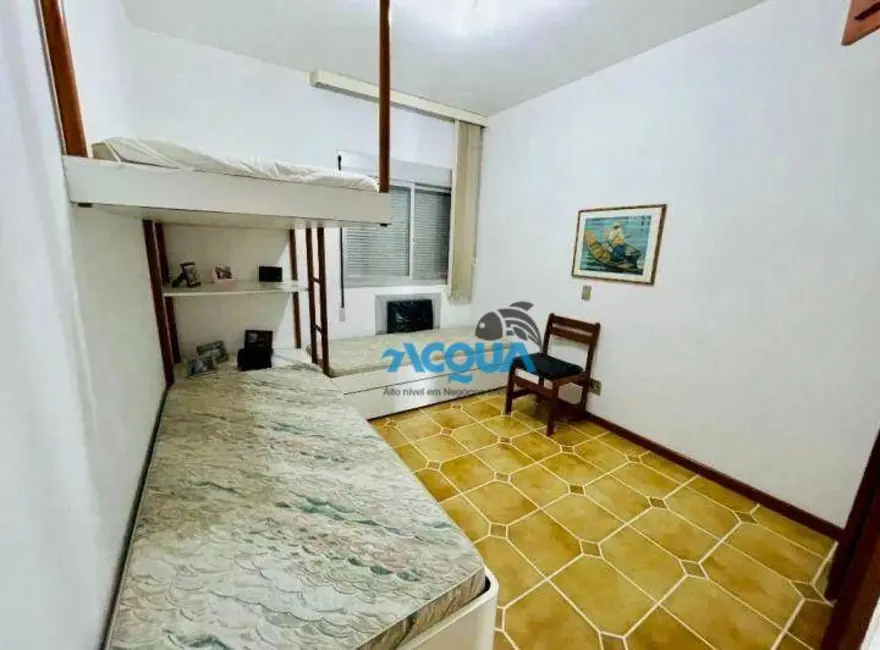 Foto 6 de Apartamento com 3 quartos à venda, 160m2 em Guaruja - SP