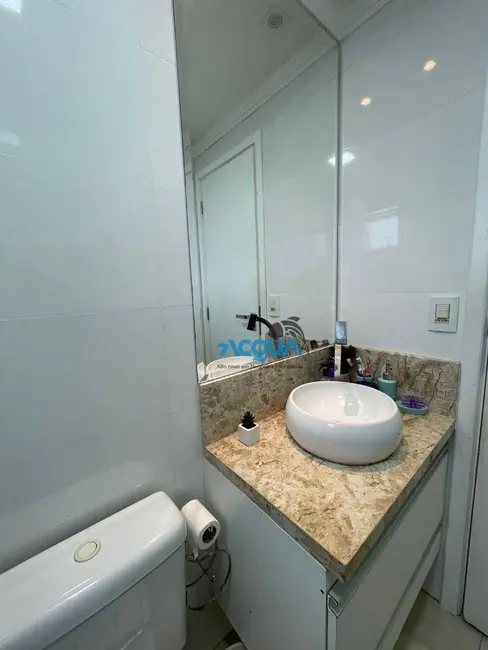 Foto 9 de Apartamento com 3 quartos à venda, 98m2 em Guaruja - SP