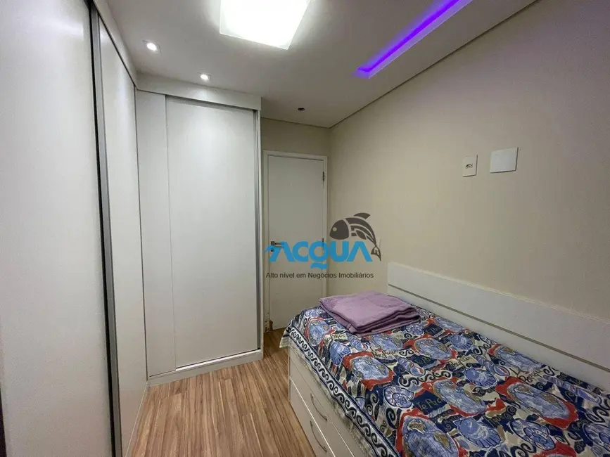Foto 6 de Apartamento com 3 quartos à venda, 98m2 em Guaruja - SP