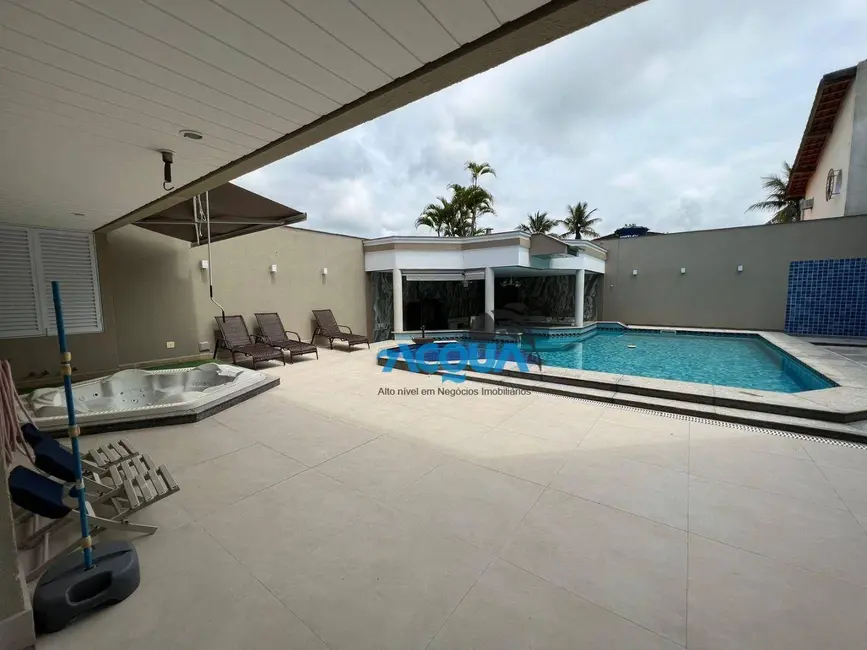Casa de Condomínio com 7 quartos à venda, 582m2 em Balneario Praia do Perequê, Guaruja - SP - imagem 7 Foto 7 de Casa de Condomínio com 7 quartos à venda, 582m2 em Balneario Praia do Perequê, Guaruja - SP