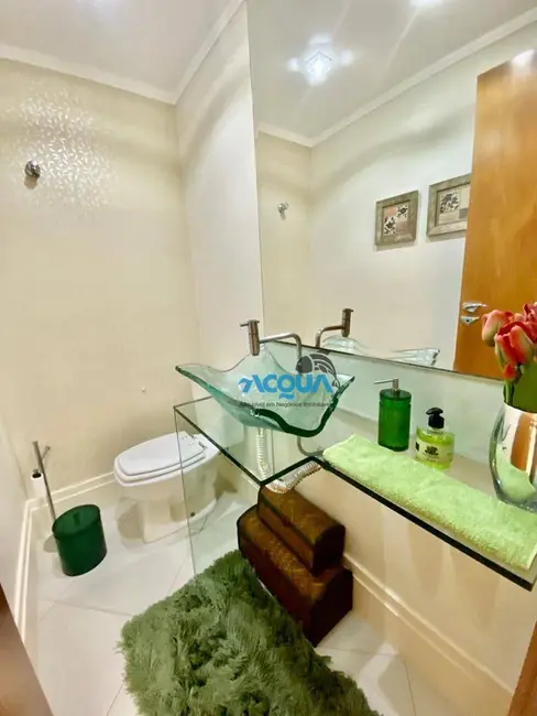 Apartamento com 4 quartos à venda, 148m2 em Vila Alzira, Guaruja - SP - imagem 7 Foto 7 de Apartamento com 4 quartos à venda, 148m2 em Vila Alzira, Guaruja - SP