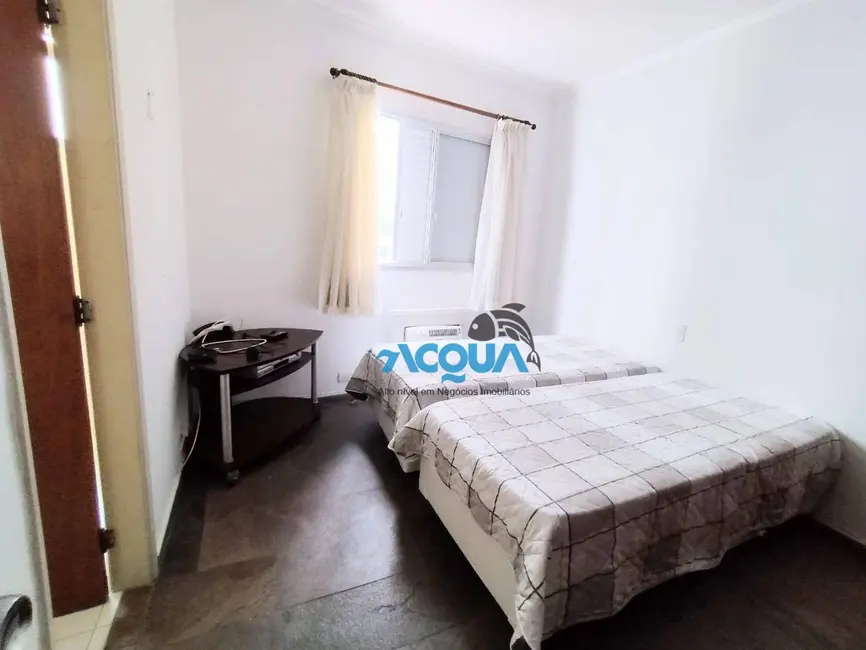 Foto 8 de Apartamento com 4 quartos à venda, 100m2 em Jardim Três Marias, Guaruja - SP