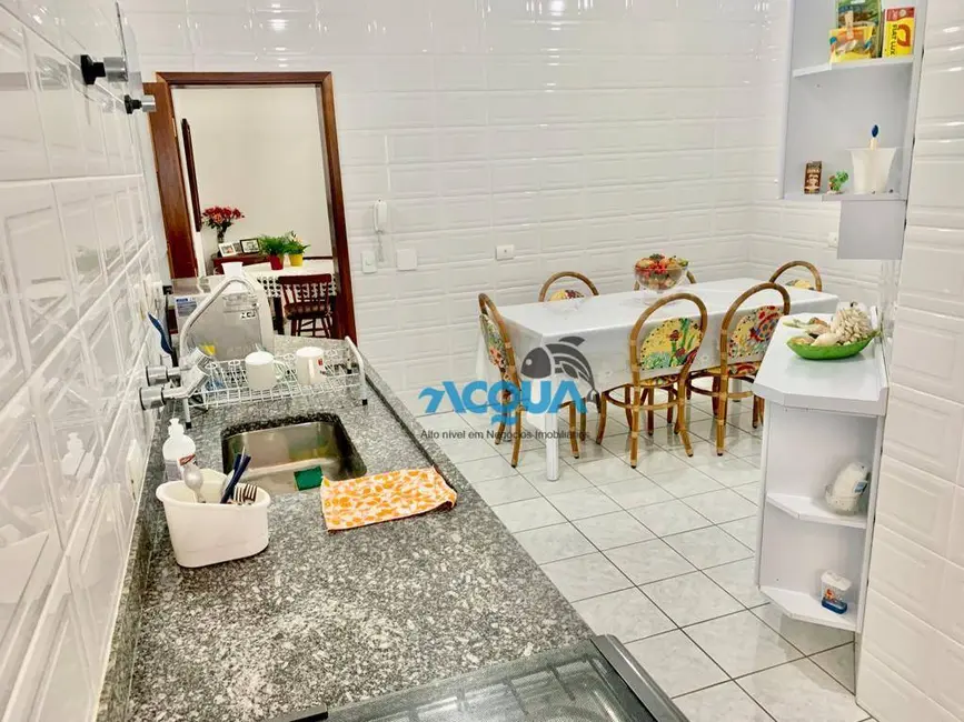 Foto 4 de Apartamento com 3 quartos à venda, 115m2 em Guaruja - SP