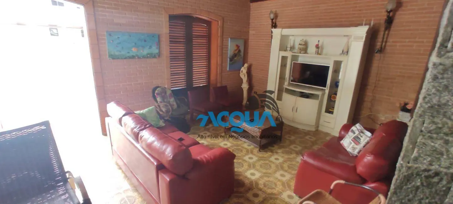 Casa de Condomínio com 6 quartos à venda, 200m2 em Guaruja - SP - imagem 4 Foto 4 de Casa de Condomínio com 6 quartos à venda, 200m2 em Guaruja - SP