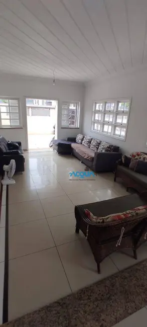 Foto 2 de Casa de Condomínio com 6 quartos à venda, 200m2 em Guaruja - SP