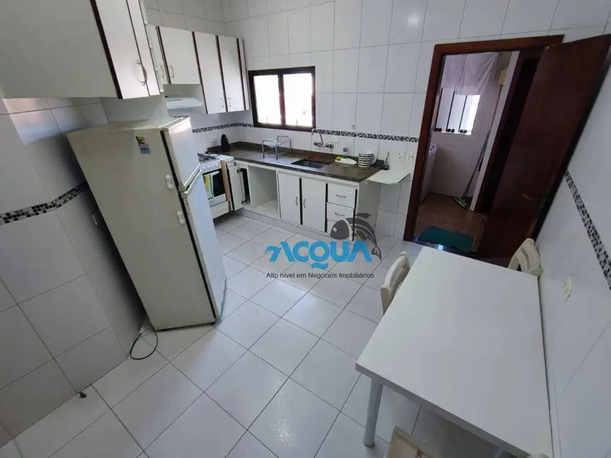 Apartamento com 3 quartos à venda, 205m2 em Enseada, Guaruja - SP - imagem 3 Foto 3 de Apartamento com 3 quartos à venda, 205m2 em Enseada, Guaruja - SP