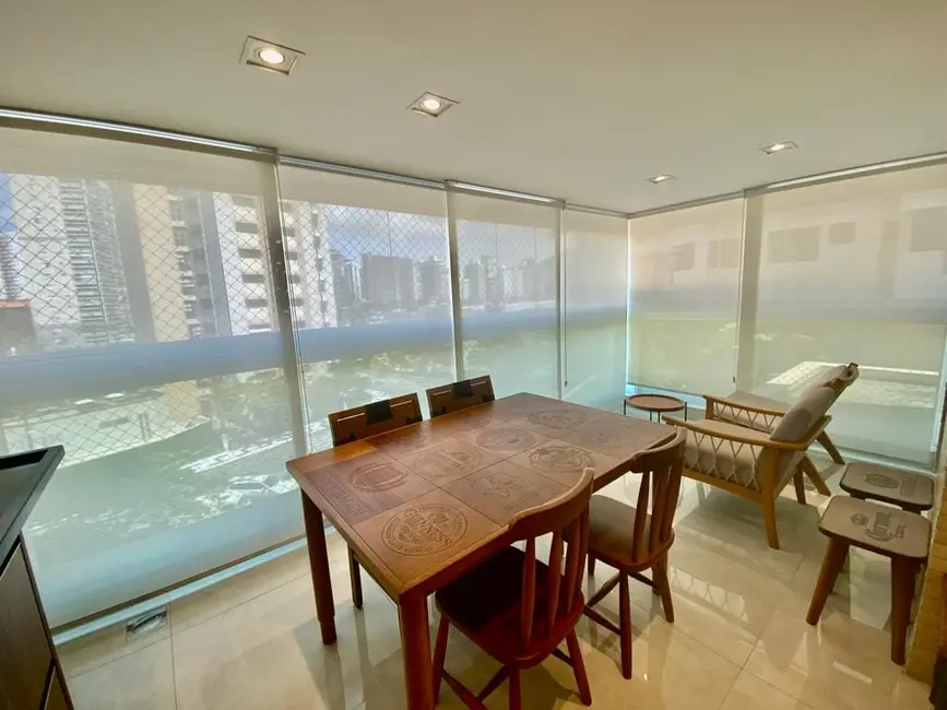 Foto 6 de Apartamento com 3 quartos à venda, 120m2 em Jardim Astúrias, Guaruja - SP