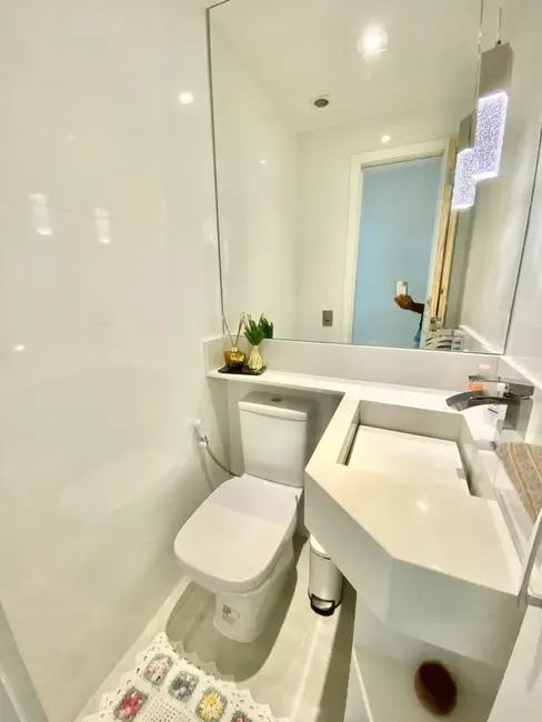 Foto 7 de Apartamento com 3 quartos à venda, 120m2 em Jardim Astúrias, Guaruja - SP