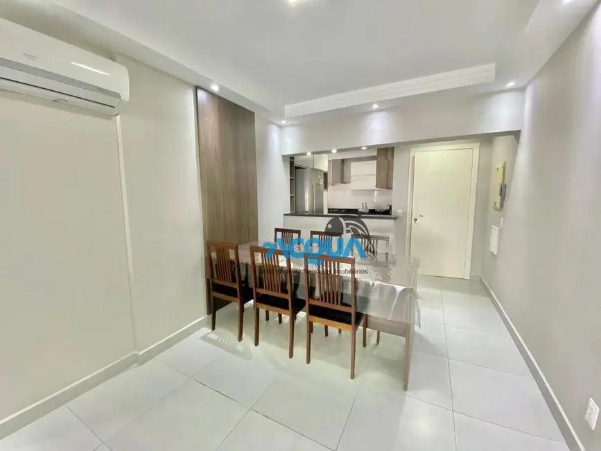 Foto 4 de Apartamento com 3 quartos à venda, 120m2 em Jardim Astúrias, Guaruja - SP