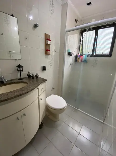 Foto 7 de Apartamento com 2 quartos à venda, 90m2 em Jardim Las Palmas, Guaruja - SP
