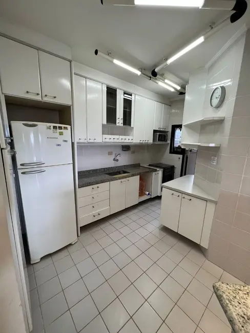 Apartamento com 3 quartos à venda, 120m2 em Jardim Três Marias, Guaruja - SP - imagem 6 Foto 6 de Apartamento com 3 quartos à venda, 120m2 em Jardim Três Marias, Guaruja - SP
