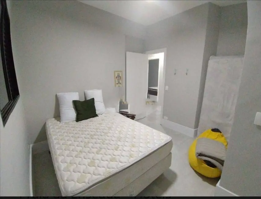 Apartamento com 3 quartos à venda, 90m2 em Guaruja - SP - imagem 4 Foto 4 de Apartamento com 3 quartos à venda, 90m2 em Guaruja - SP