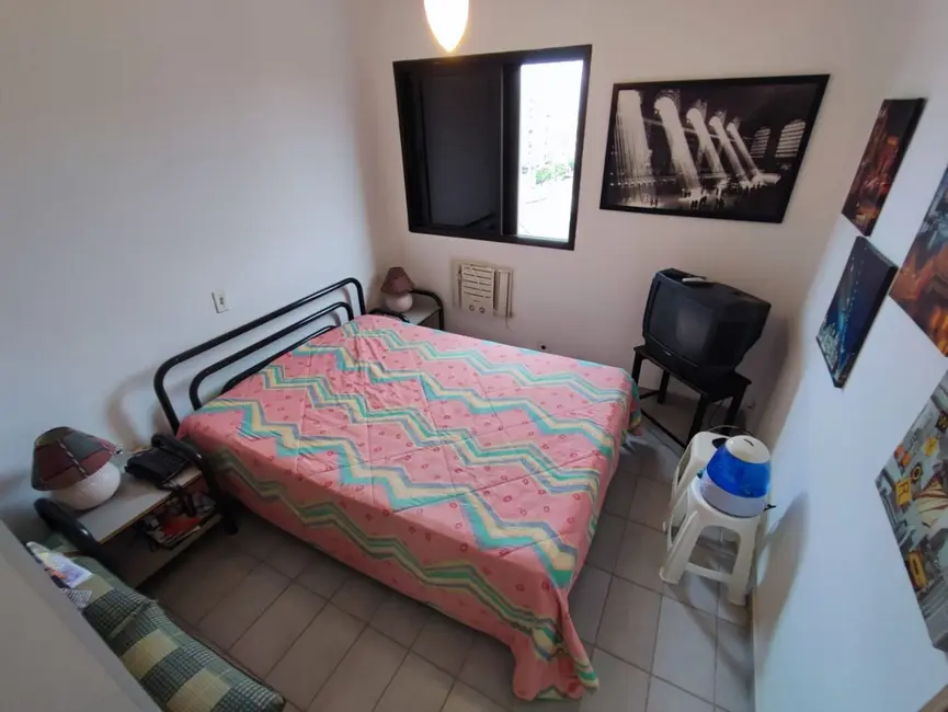 Foto 9 de Apartamento com 3 quartos à venda, 76m2 em Parque Enseada, Guaruja - SP