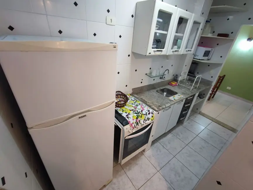 Foto 7 de Apartamento com 2 quartos à venda, 78m2 em Guaruja - SP