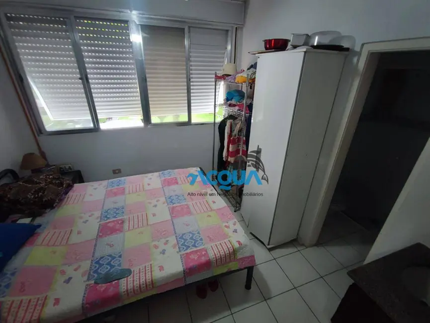 Foto 7 de Apartamento com 3 quartos à venda, 70m2 em Guaruja - SP