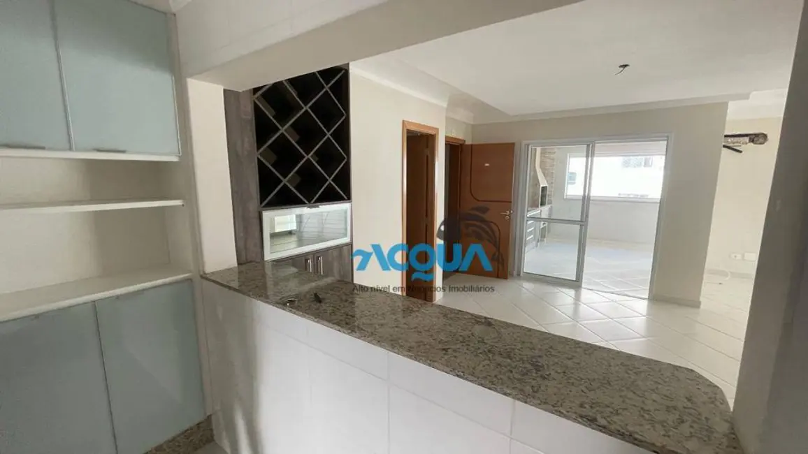 Foto 6 de Apartamento com 3 quartos à venda, 150m2 em Vila Alzira, Guaruja - SP