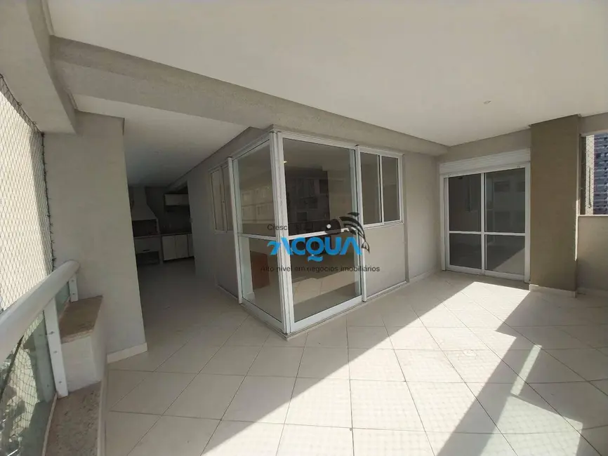 Foto 2 de Apartamento com 3 quartos à venda, 160m2 em Vila Alzira, Guaruja - SP