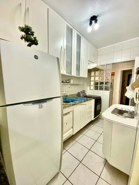 Cobertura com 2 quartos à venda, 70m2 em Pitangueiras, Guaruja - SP - imagem 3 Foto 3 de Cobertura com 2 quartos à venda, 70m2 em Pitangueiras, Guaruja - SP