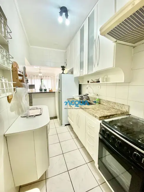 Cobertura com 2 quartos à venda, 70m2 em Pitangueiras, Guaruja - SP - imagem 4 Foto 4 de Cobertura com 2 quartos à venda, 70m2 em Pitangueiras, Guaruja - SP