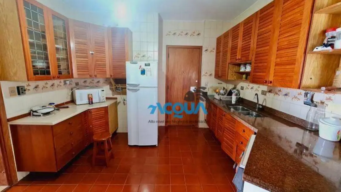 Foto 4 de Apartamento com 3 quartos à venda, 156m2 em Jardim Astúrias, Guaruja - SP