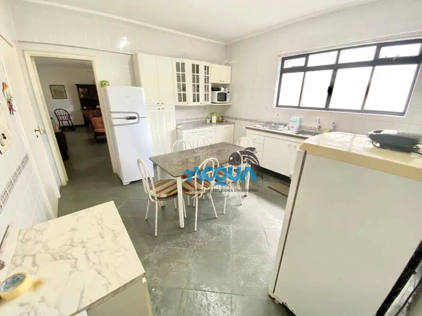 Foto 5 de Apartamento com 3 quartos à venda, 75m2 em Barra Funda, Guaruja - SP