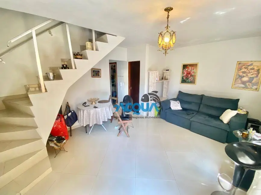 Foto 1 de Casa de Condomínio com 2 quartos à venda, 70m2 em Guaruja - SP