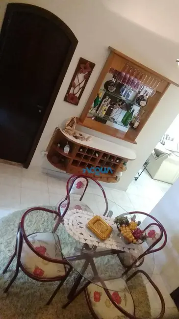 Apartamento com 4 quartos à venda, 95m2 em Jardim Três Marias, Guaruja - SP - imagem 2 Foto 2 de Apartamento com 4 quartos à venda, 95m2 em Jardim Três Marias, Guaruja - SP