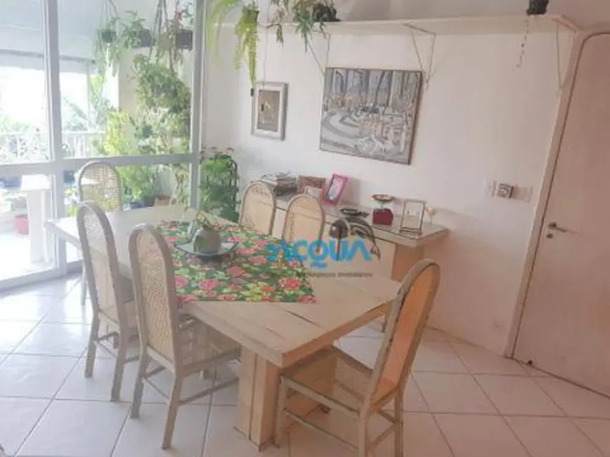 Apartamento com 3 quartos à venda, 120m2 em Guaruja - SP - imagem 3 Foto 3 de Apartamento com 3 quartos à venda, 120m2 em Guaruja - SP