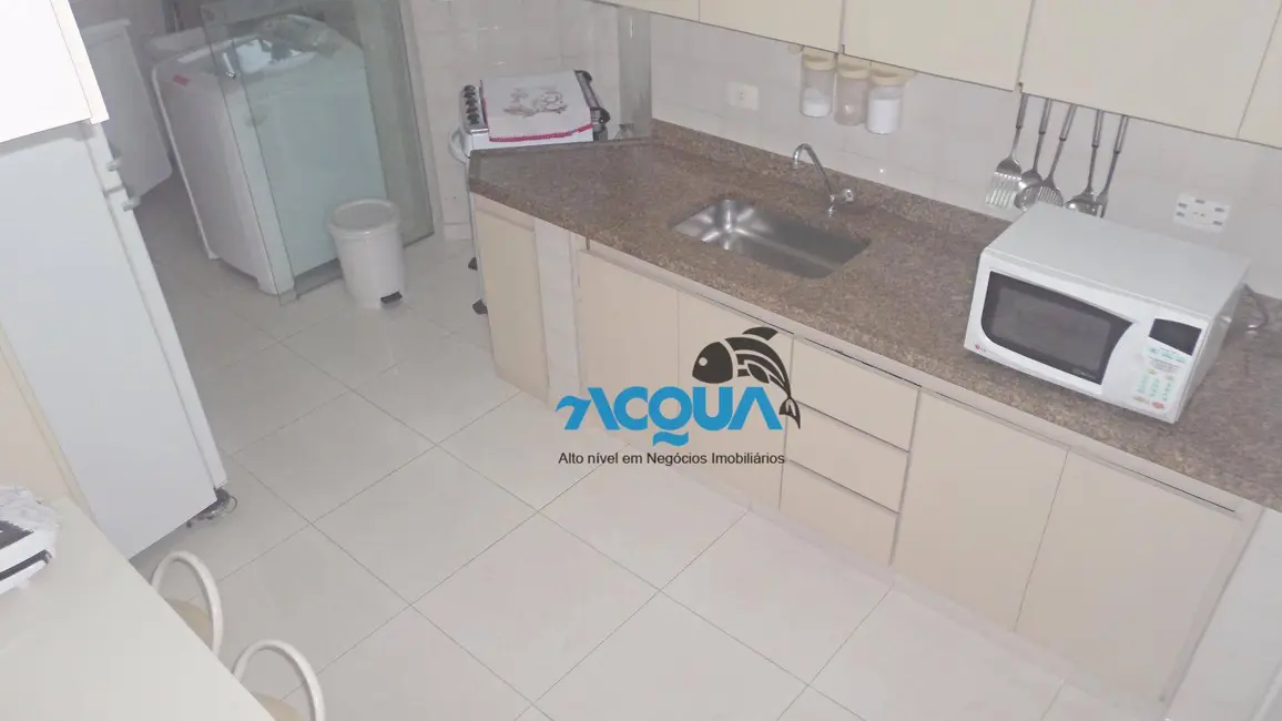 Foto 4 de Apartamento com 3 quartos à venda, 126m2 em Guaruja - SP