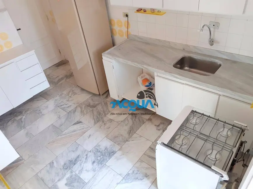 Foto 8 de Apartamento com 2 quartos à venda em Guaruja - SP